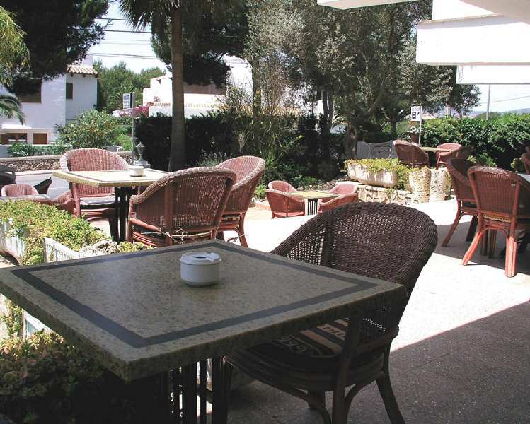Apartahotel Niu D'aus 3*