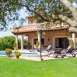 Villa lagoon
