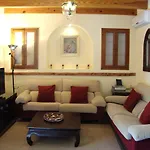 Villa Maria, bonita casa con jardín y piscina privada en Andratx