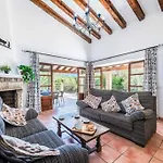 Pretty villa close to Cala San Vicente, Special Prices Hire Car for Guests