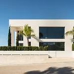 Palma Bay Front Line