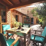 Can Gató den Vives casa para 4 con piscina