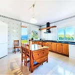 Villa Paraíso Perdido, wifi, piscina, Bbq, aire acondicionado, garaje, increíble atardecer frente al mar
