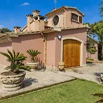 Villa Plomer Serra