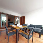 Apartamento en complejo con piscina