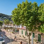 Seafront Apartment in Port Sóller