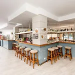 Arcos Playa Apartments