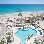 Hotel Sabina And Suites