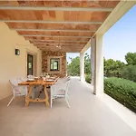 Villa De Lujo Entre Pinos