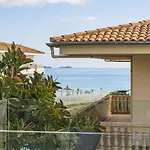 Villa Alicemar beach