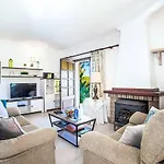Villa Geranios