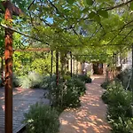 Casa Radha