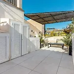 Designer Loft With Terrace In Prime Location
