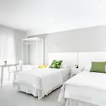 Inner Kompas Studios - Adults Only