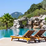 LJs Ratxo Eco Luxury Retreat