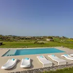 Villa Lloret Family