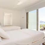 Villa Playa Azul