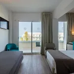 Thb Niagara - Adults Only
