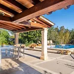 Marina Corios By Sunvillas Mallorca