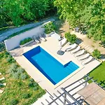 Villa Roca Verde