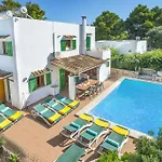 Villa Malen by Villa Plus