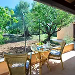 Owl Booking Villa Teo - Rustic Stay