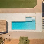 Mireia 2002 With Pool And Garden By Bebreeze Mallorca