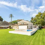 Casa Con Piscina En Selva