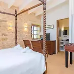 Lovely Villa With Private Pool