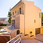 Scenic Villa In Platja De Muro