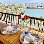 Charming Beach Apartment