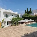 Hostal Oasis Dor