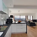 Penthouse Frontline Apartment Next To Beach