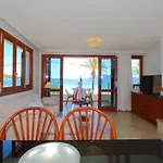 Family Seafront Apt Fantastic Seaview