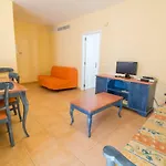 Cozy Apartment Near The Sea With Wifi And Pool