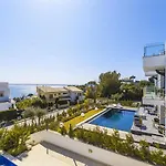 Villa Aqua