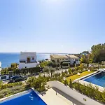 Villa Aqua