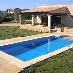 Villa Binimelis II
