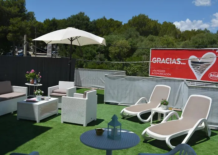 Es Nautico Suites