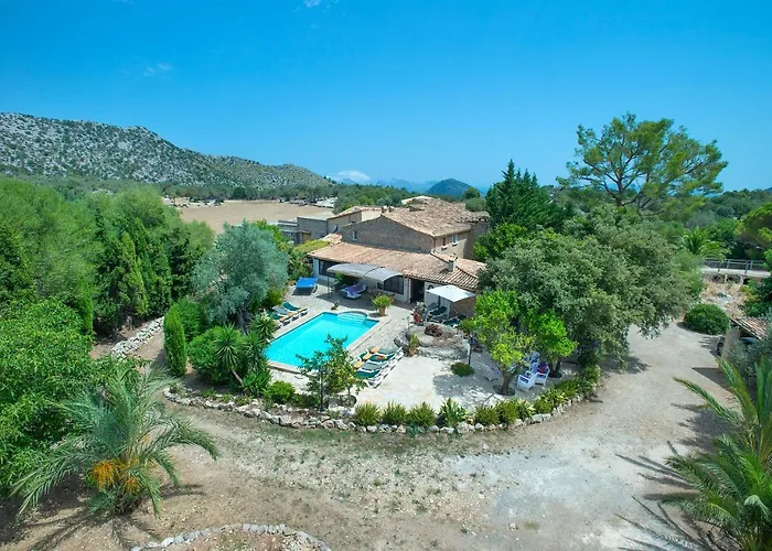 Owl Booking Villa Rafals - Wonder In The Midst Of Nature