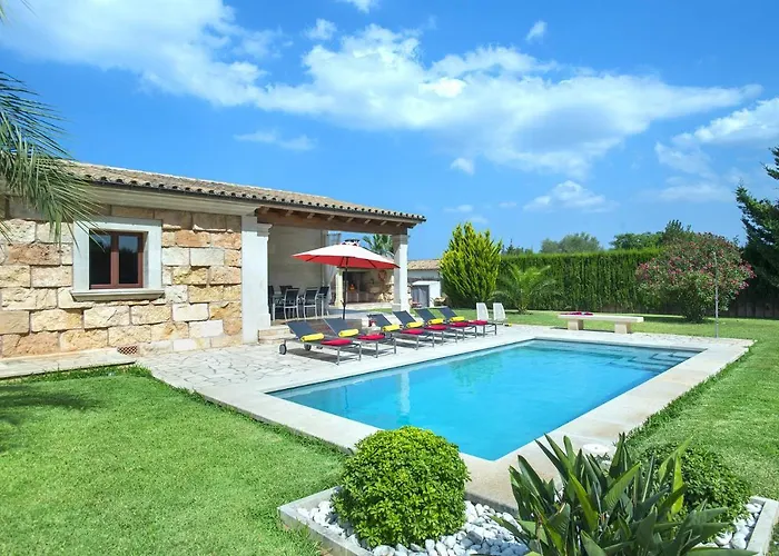 Villa Les Pells By Villa Plus