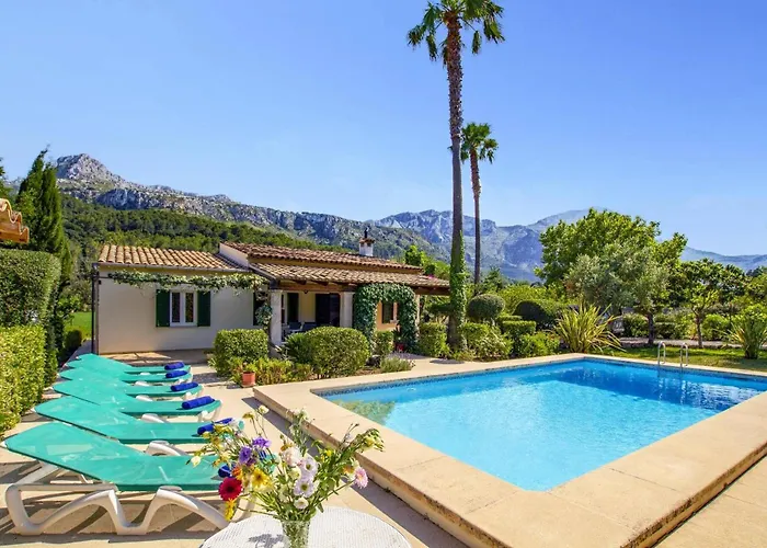 Villa Plana by Villa Plus