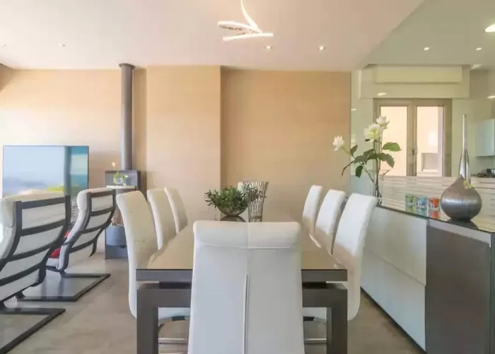 Bohemi - Villa With Private Pool Free Wifi