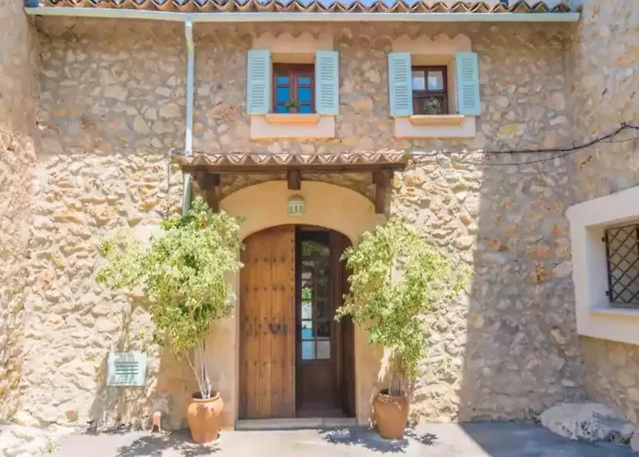 Villa With Private Pool In Caimari