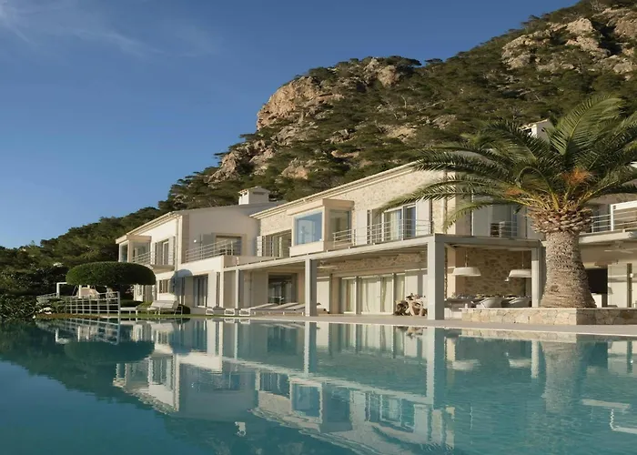 Villa In Tranquil Hillside Location