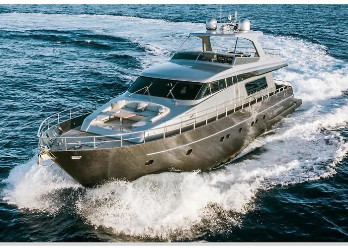 Luxury Yacht Sanlorenzo
