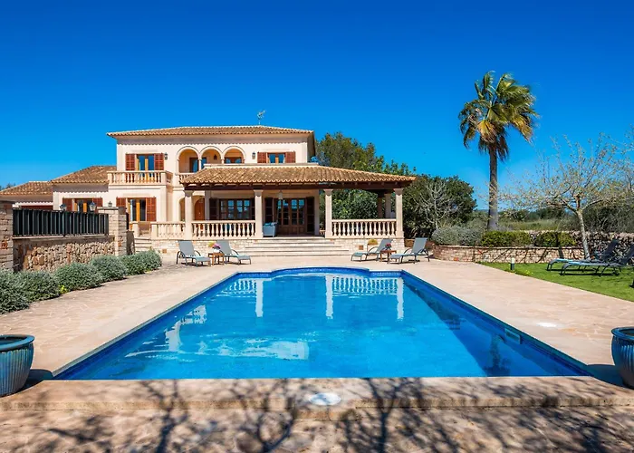 Villa Copinya Blanca