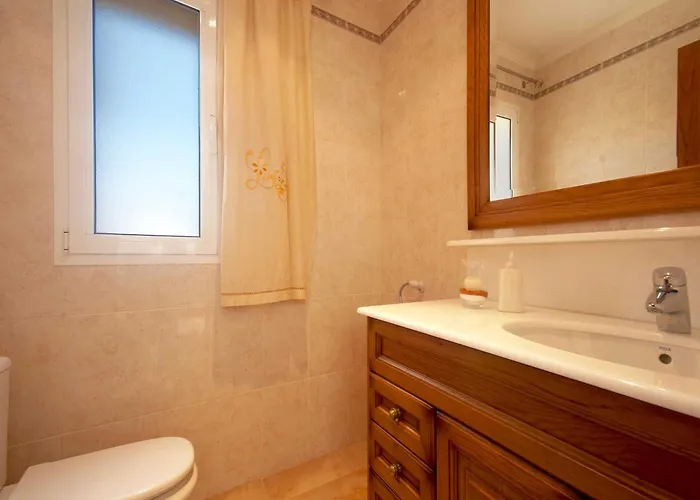 Immaculate Mallorca Villa Las Olas 3 Bedrooms Ideal For Families Couples Alcudia