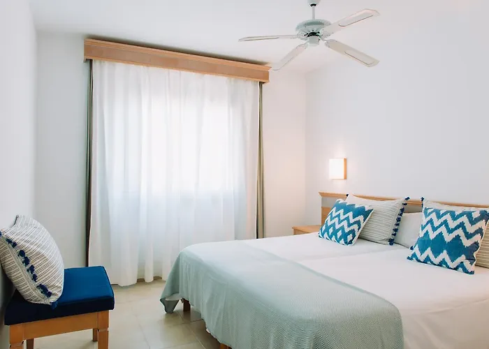 Lemar Apartments