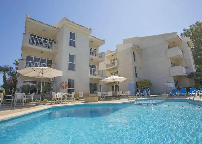 Apartamentos Massol